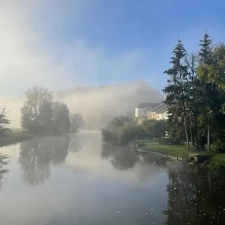 Chassepierre's Soul בית נופש *